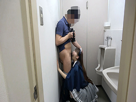 【最高逸材・極美乳Ｇカップ抜群クビレ】秋●原某コンカフェ在籍19歳【喉イラマ大量えづき汁】【淫具子宮アクメ潮リットル噴射】清楚お嬢様の真性ドМ試す【喉奥・中出し・パイズリ計３発射】フルコース調教豪華２本立てスペシャル　サンプル画像05